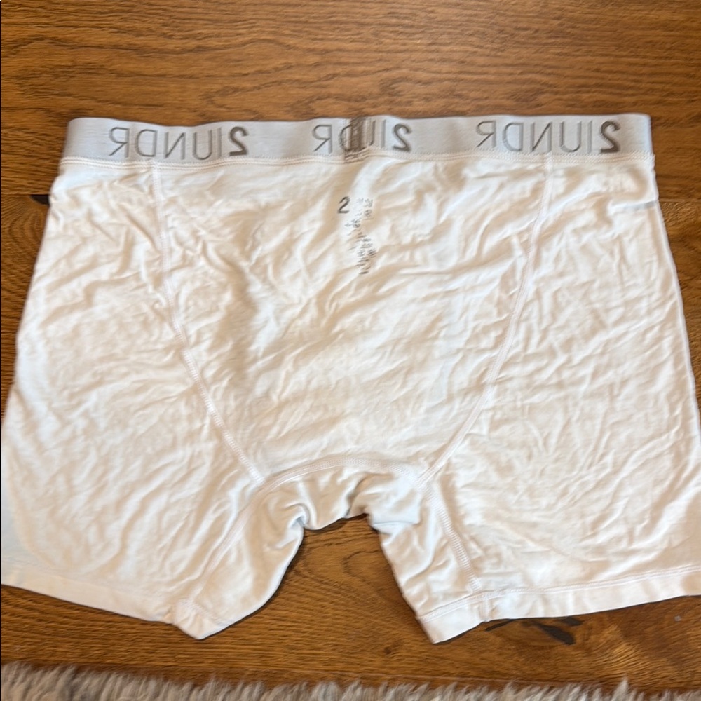 2 | UNDR Men's White Boxer Briefs - Picture 4 of 4